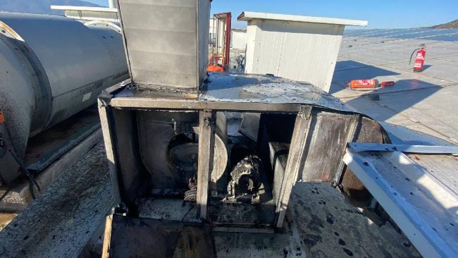 Hatay'da AVM'de yangın paniği